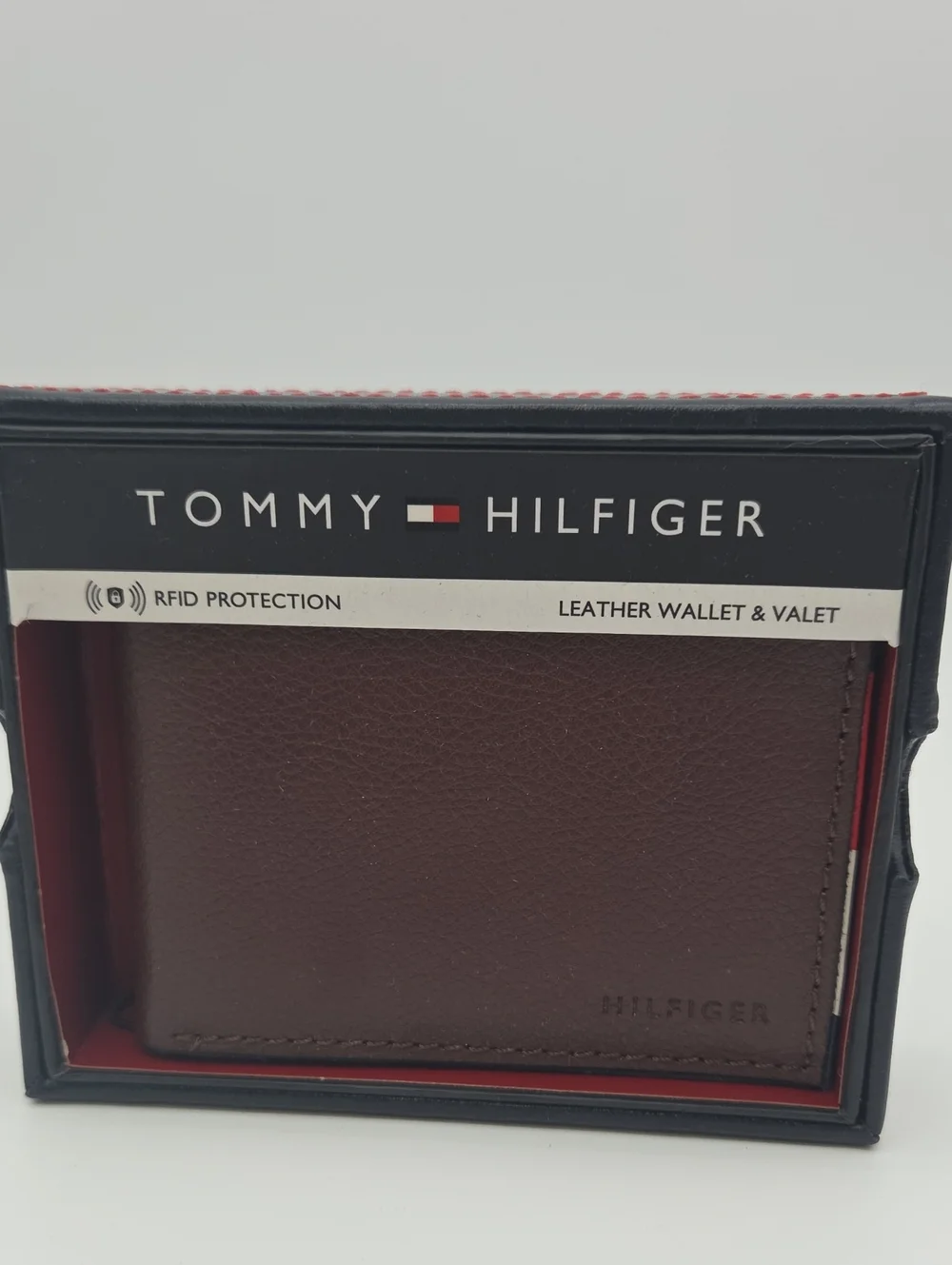 Tommy Hilfiger Brown Leather Card Wallet with RFID Protection